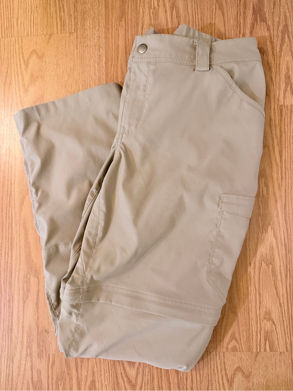 Duluth Trading Women’s Convertible Pants- Tan- Size 14